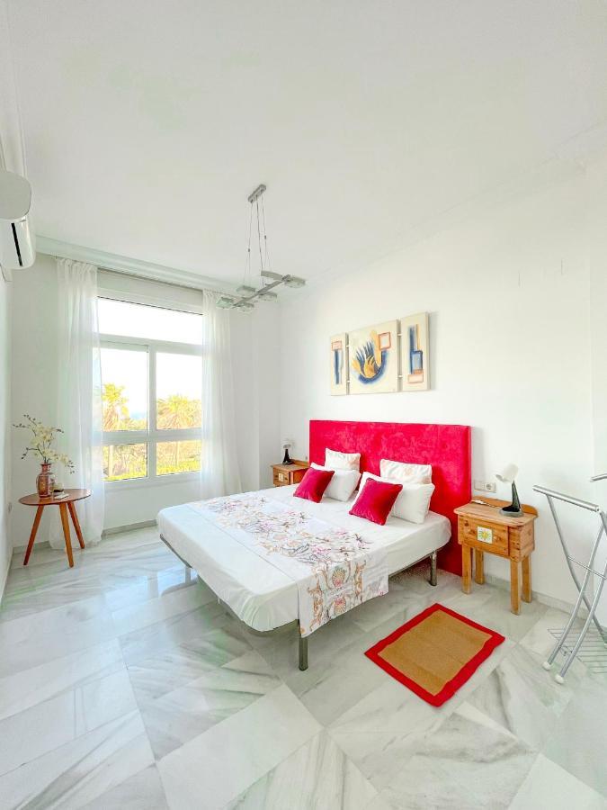 Modern Three-Level Apartment Near The Sea 베날마데나코스타 외부 사진