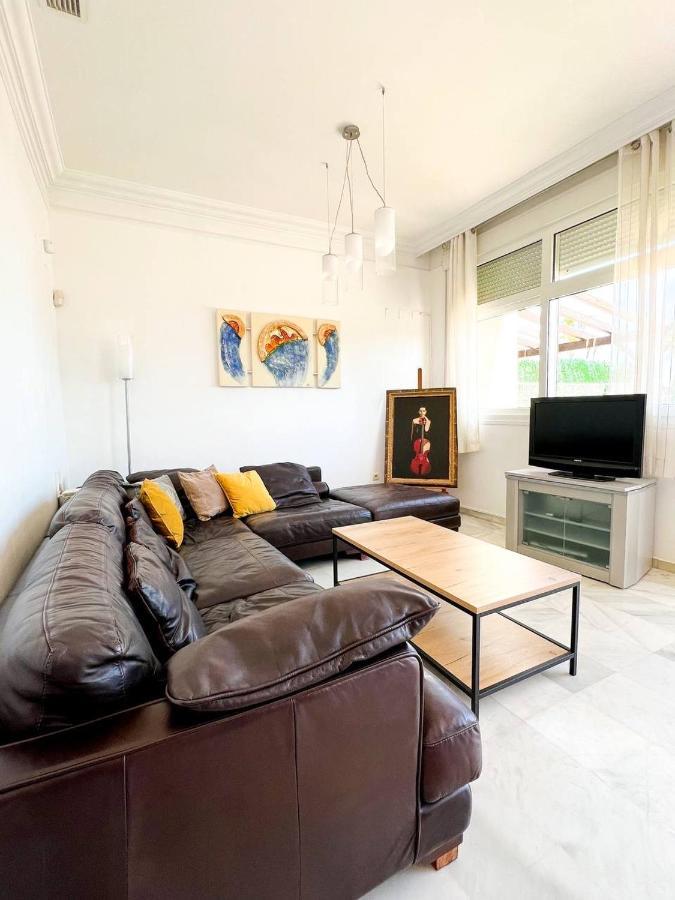 Modern Three-Level Apartment Near The Sea 베날마데나코스타 외부 사진